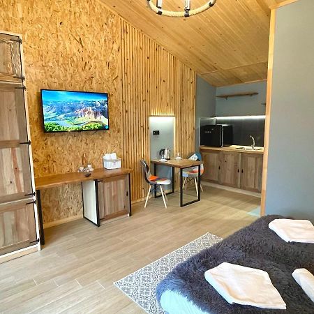 ホテルSea And Mountain Prolesha エクステリア 写真